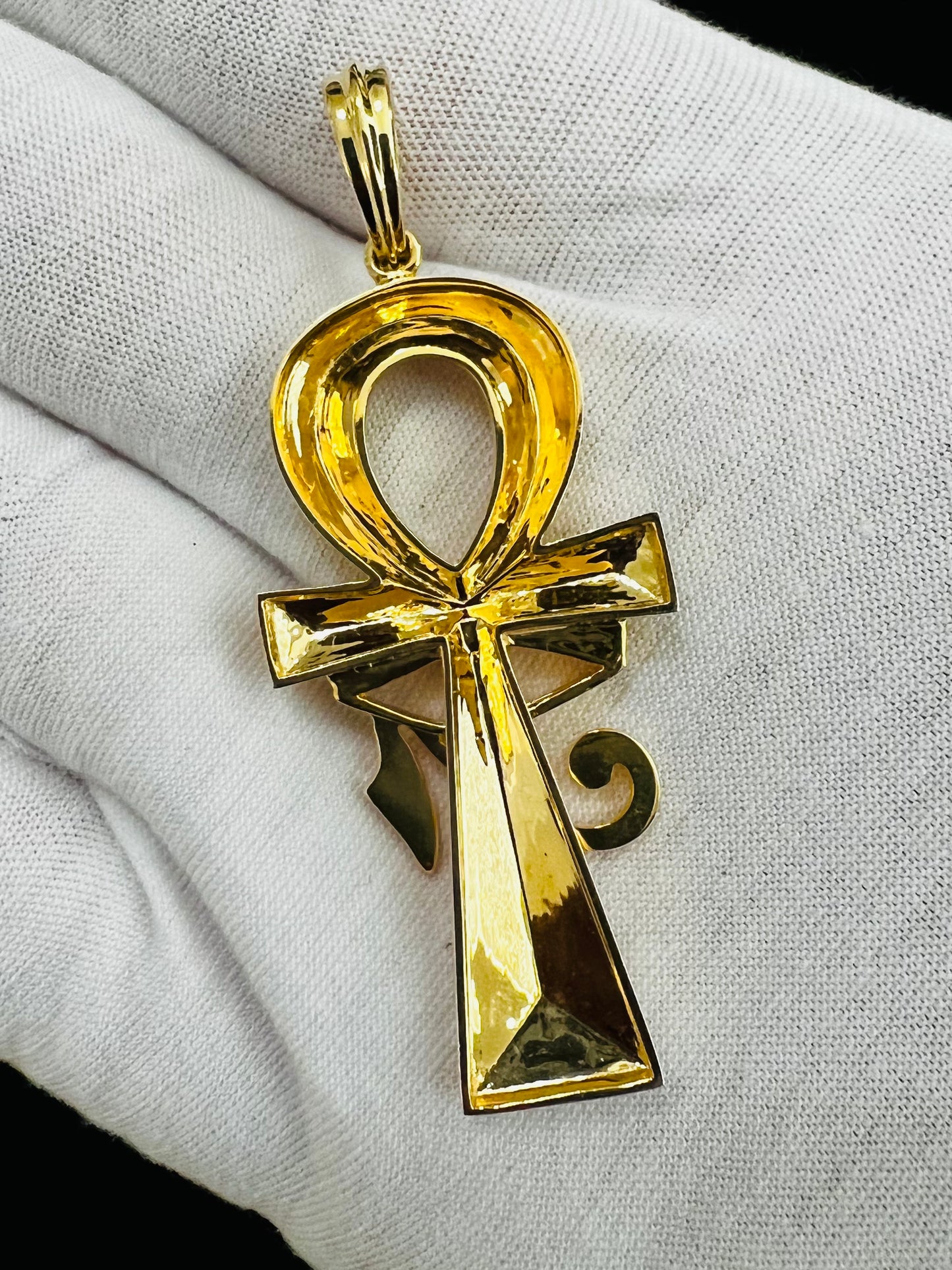 10k Gold Ankh Cross Pendant